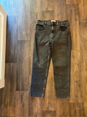 Everlane Women’s The Curvy Cheeky Jean Black Denim Size 31 Ankle